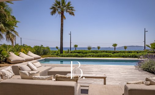 Villa in Ville-Les Saquedes-Le Bouillonnet, Sainte-Maxime, Frankreich 1