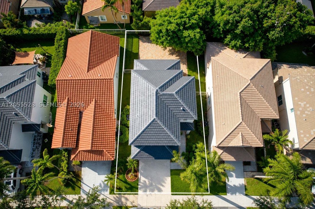 House in Weston, Florida, United States 4 - 18469356