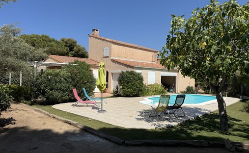 Villa in Secteur Périphérique, Calvi, Frankreich 1