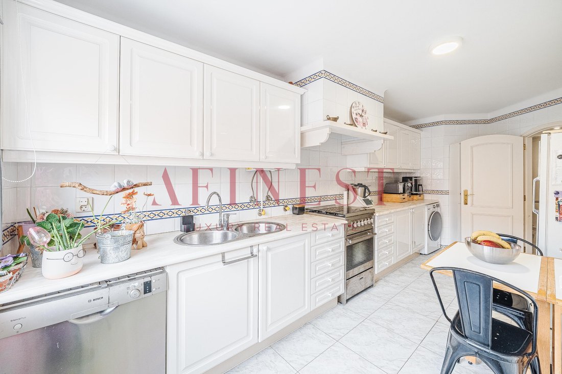 Apartamento en Carcavelos y Parede, Distrito de Lisboa, Portugal 1 - 18707304