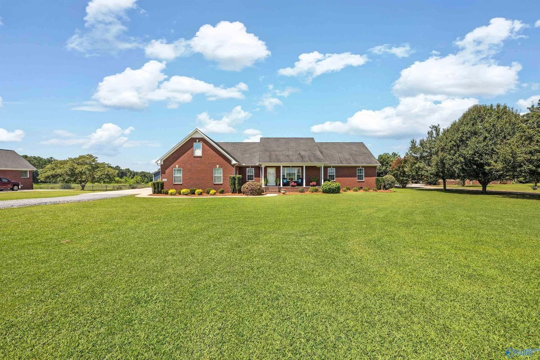 House in Athens, Alabama, United States 3 - 18740777