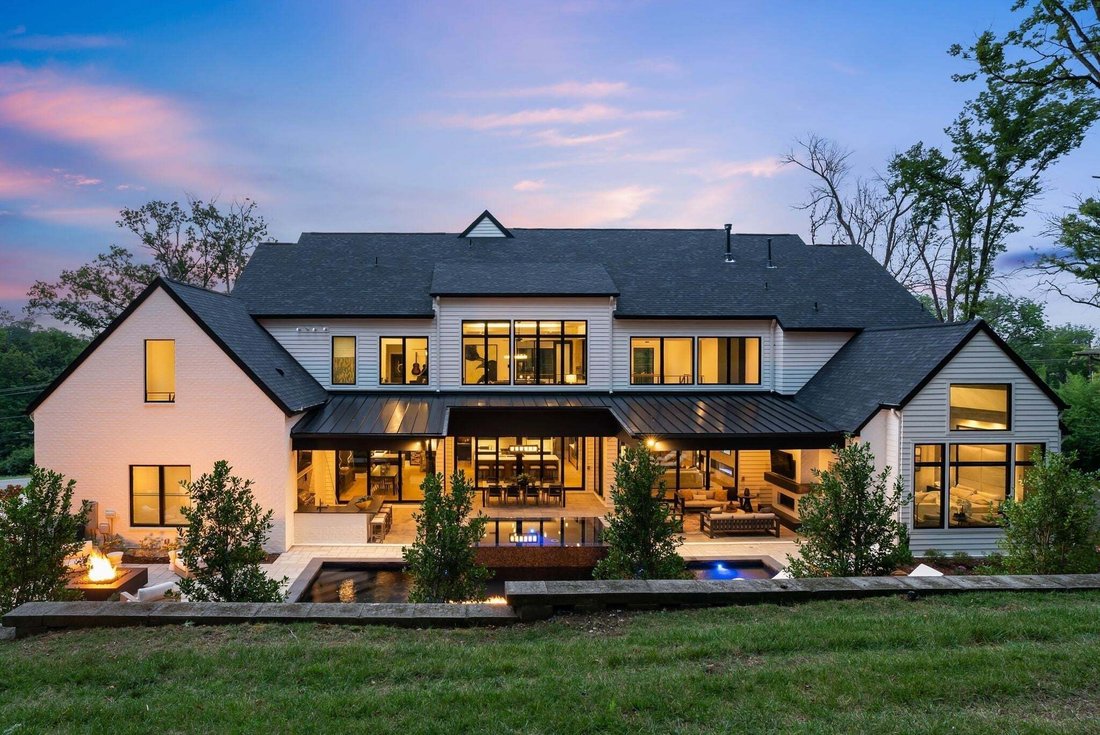 House in Forest Hills, Tennessee, United States 4 - 18746511