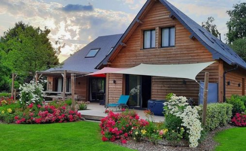 Maison à Fierville-les-Parcs, Normandie, France 1