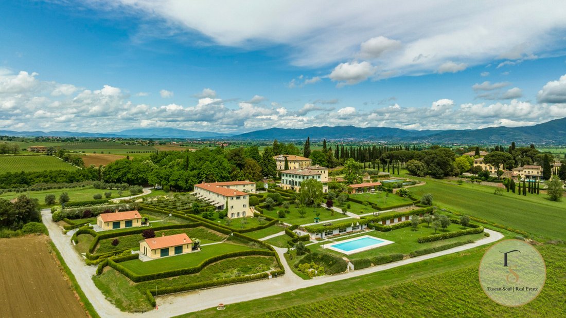 Villa in Zentrum, Arezzo, Toskana 1 - 18745276