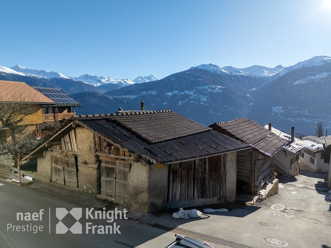 Chalet in Crans-Montana, Valais, Switzerland 2 - 18740558