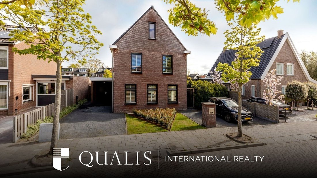 Oostvoorne, South Holland, Netherlands 1 - 18741743