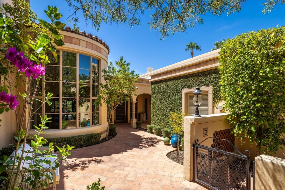 Townhouse in Scottsdale, Arizona, United States 1 - 18740086