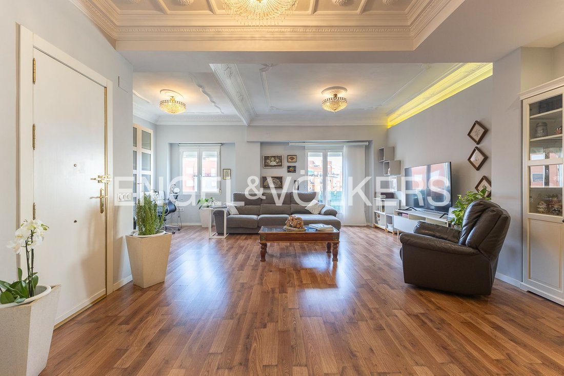 Wohnung in l'Eixample, Valencia, Spanien 1 - 18745084