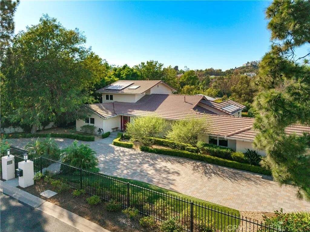 Casa en Santa Ana, California, Estados Unidos 2 - 18744145