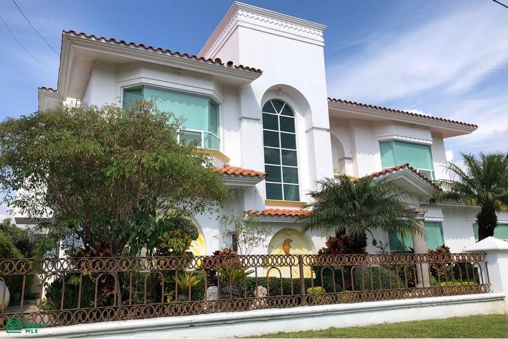 Casa en Lomas de Cocoyoc, Morelos, México 1 - 18030757