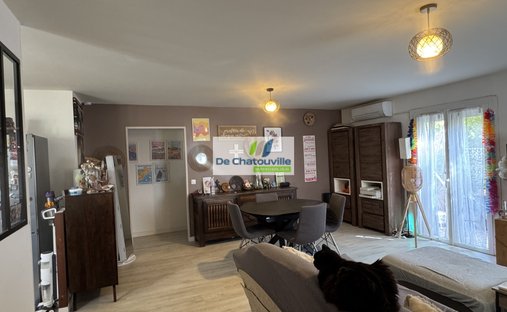 Villa in La Garde, Provence-Alpes-Côte d'Azur, Frankreich 1