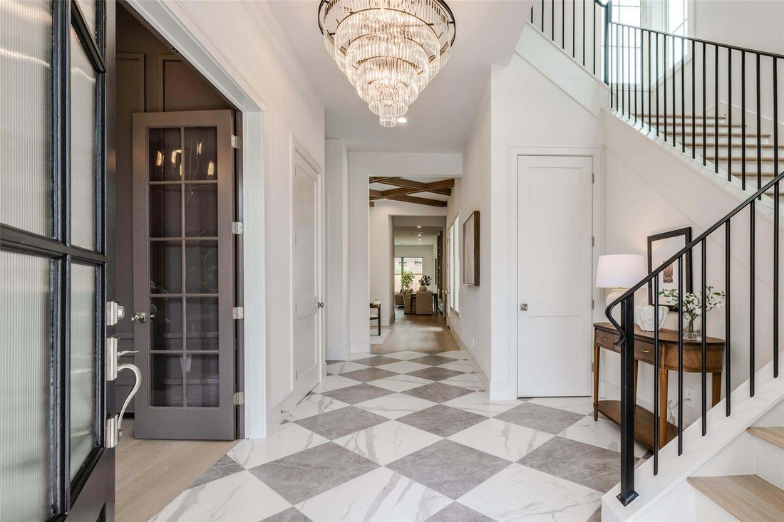 House in Houston, Texas, United States 4 - 18744371