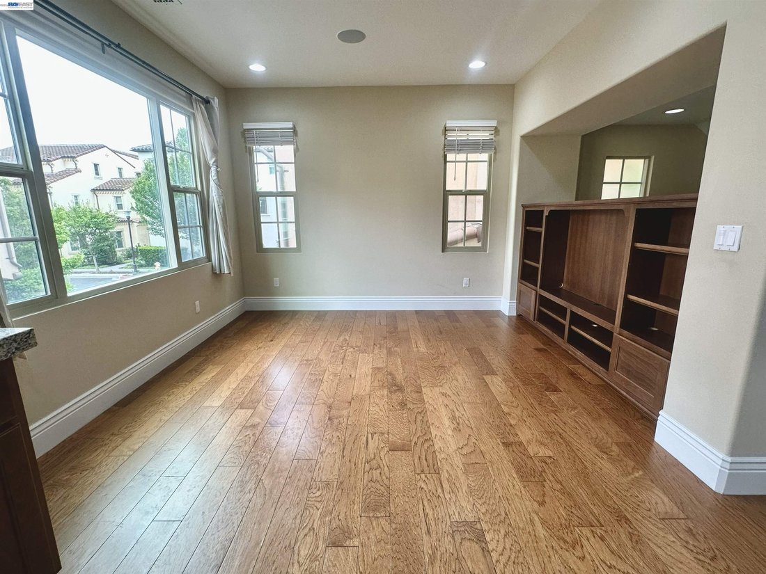 Casa en Milpitas, California, Estados Unidos 5 - 18740469