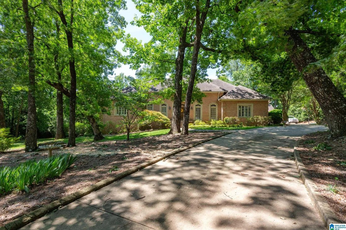 House in Mountain Brook, Alabama, United States 4 - 18743438