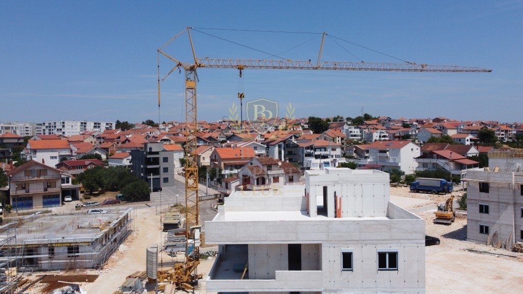 Apartment in Mjesni odbor Crvene kuce, Zadar, Zadar County 1 - 18744877