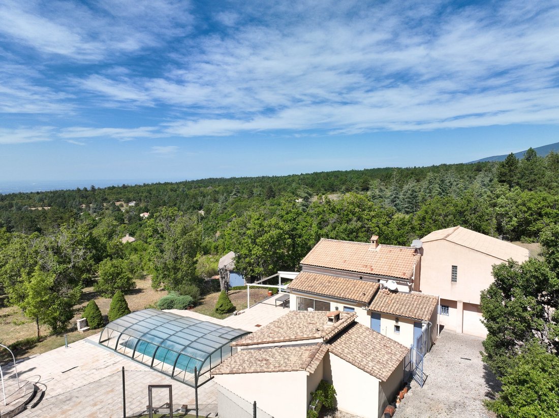Haus in Monieux, Provence-Alpes-Côte d'Azur, Frankreich 4 - 18744757