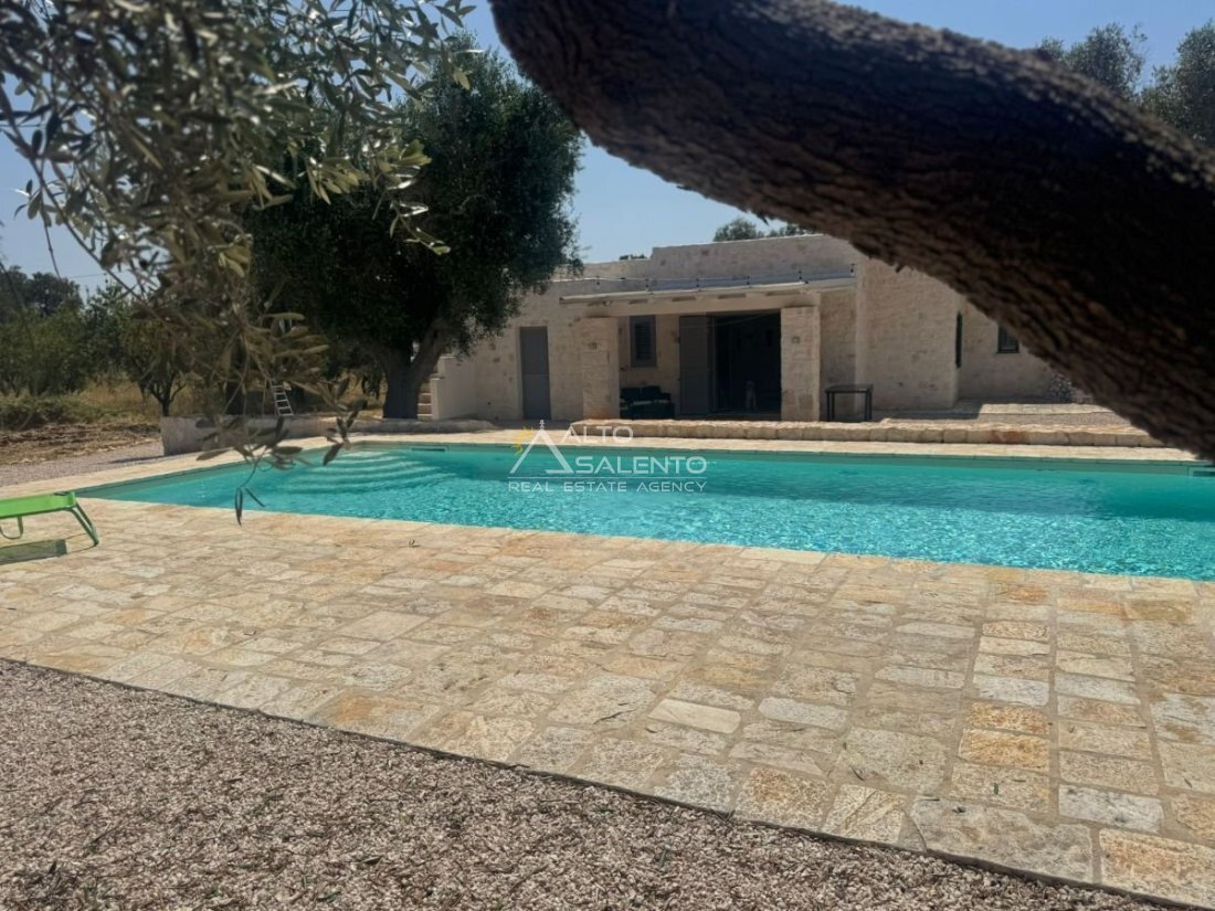 Casa di campagna a San Vito dei Normanni, Puglia, Italia 1 - 18741339
