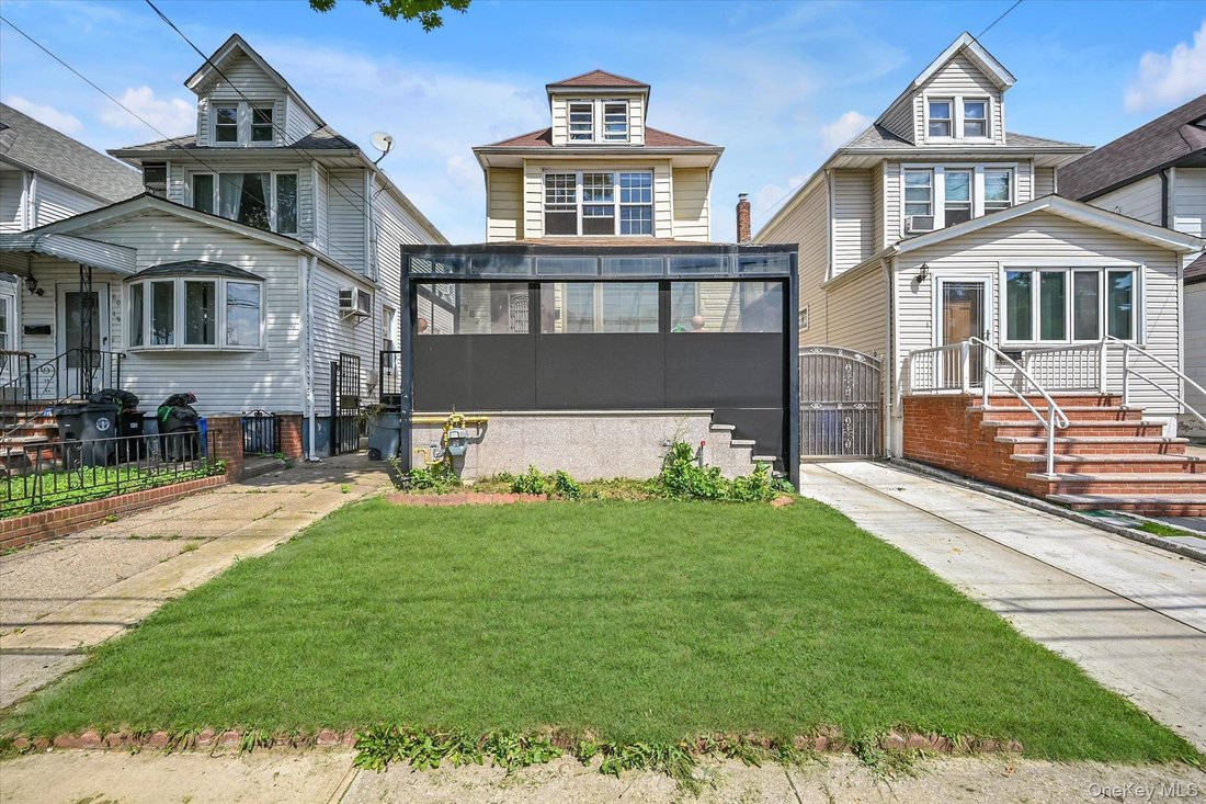 House in New York, New York, United States 1 - 18740961
