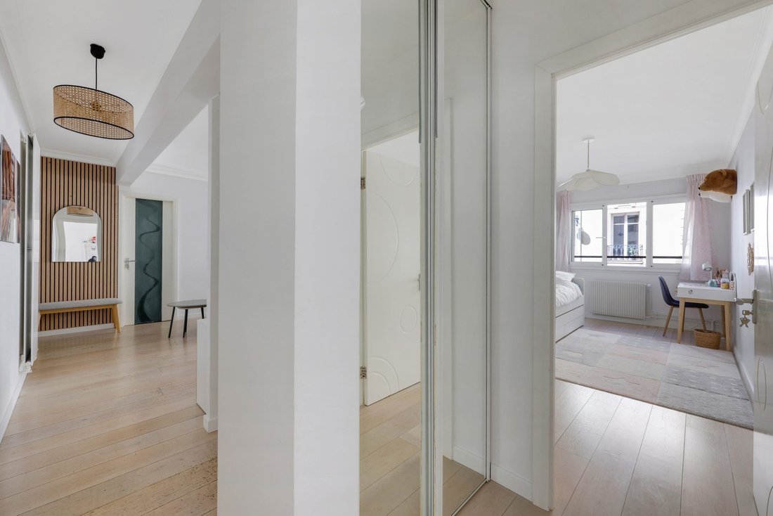 Apartment in La Fourche-Guy Môquet, Paris 17e Arrondissement, Paris 5 - 18720061