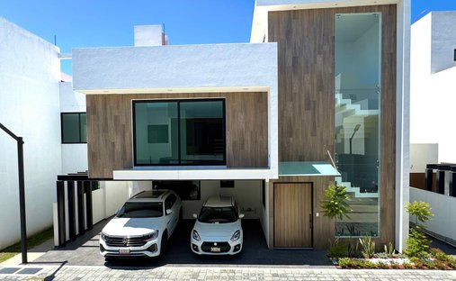 House in San Salvador Tizatlalli, State of Mexico, Mexico 1