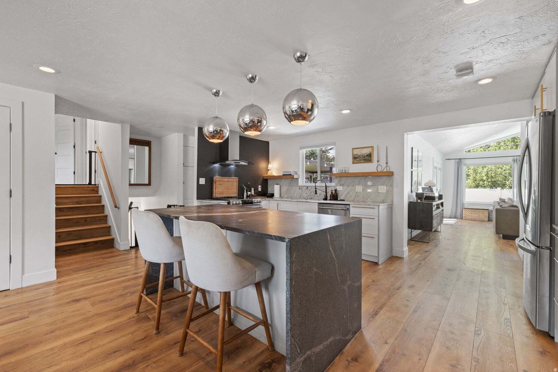 Casa a Cottonwood Heights, Utah, Stati Uniti 4 - 18743090