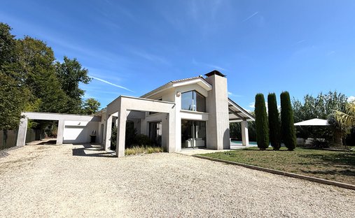 Villa in Fleac, Nouvelle-Aquitaine, France 1