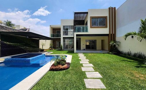 Casa en Cuernavaca, Morelos, México 1