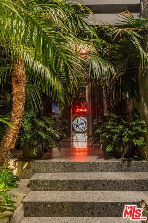 Casa a Beverly Hills, California, Stati Uniti 3 - 18742933