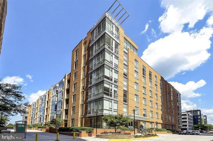 Condo in Reston, Virginia, United States 1 - 18740201