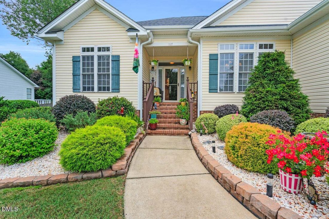 Casa en Holly Springs, Carolina del Norte, Estados Unidos 2 - 18746544