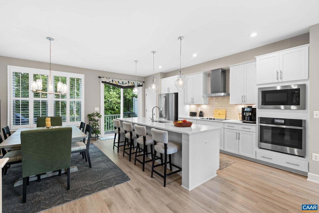 Maison à Charlottesville, Virginie, États-Unis 2 - 18742667