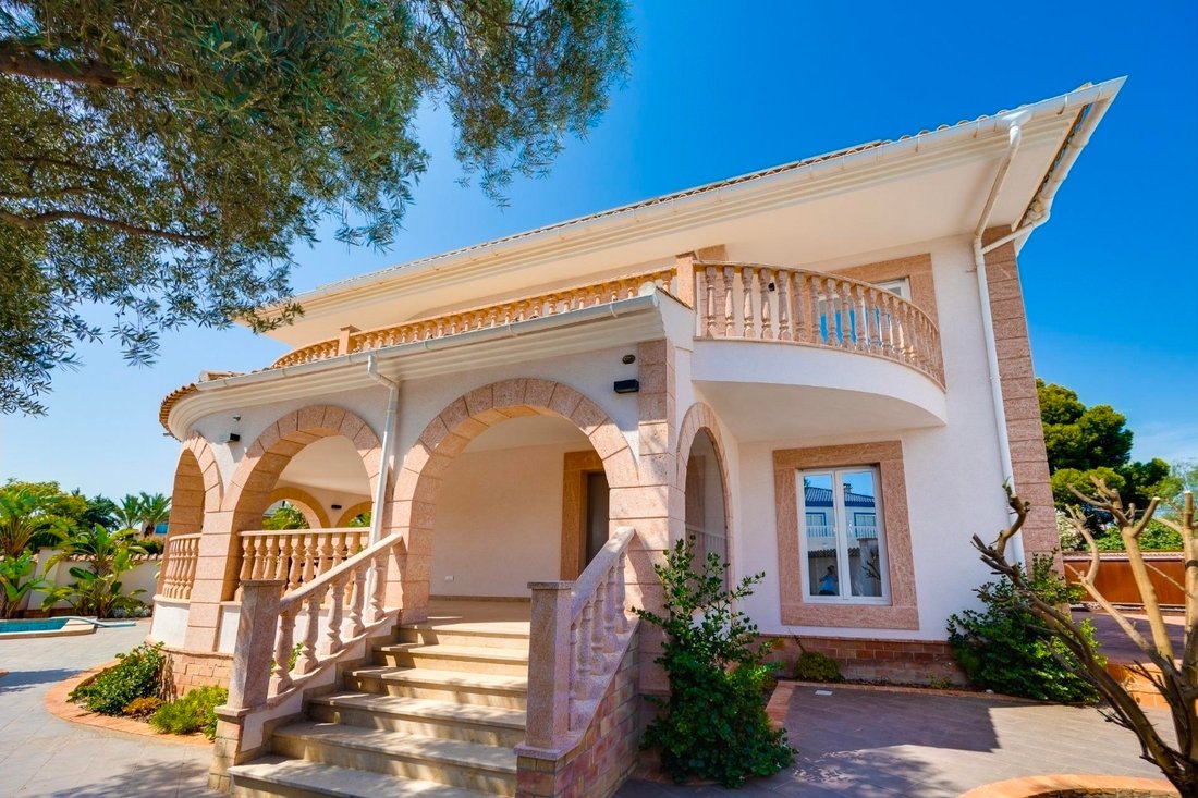 Villa in Quesada, Rojales, Land Valencia 5 - 18744748