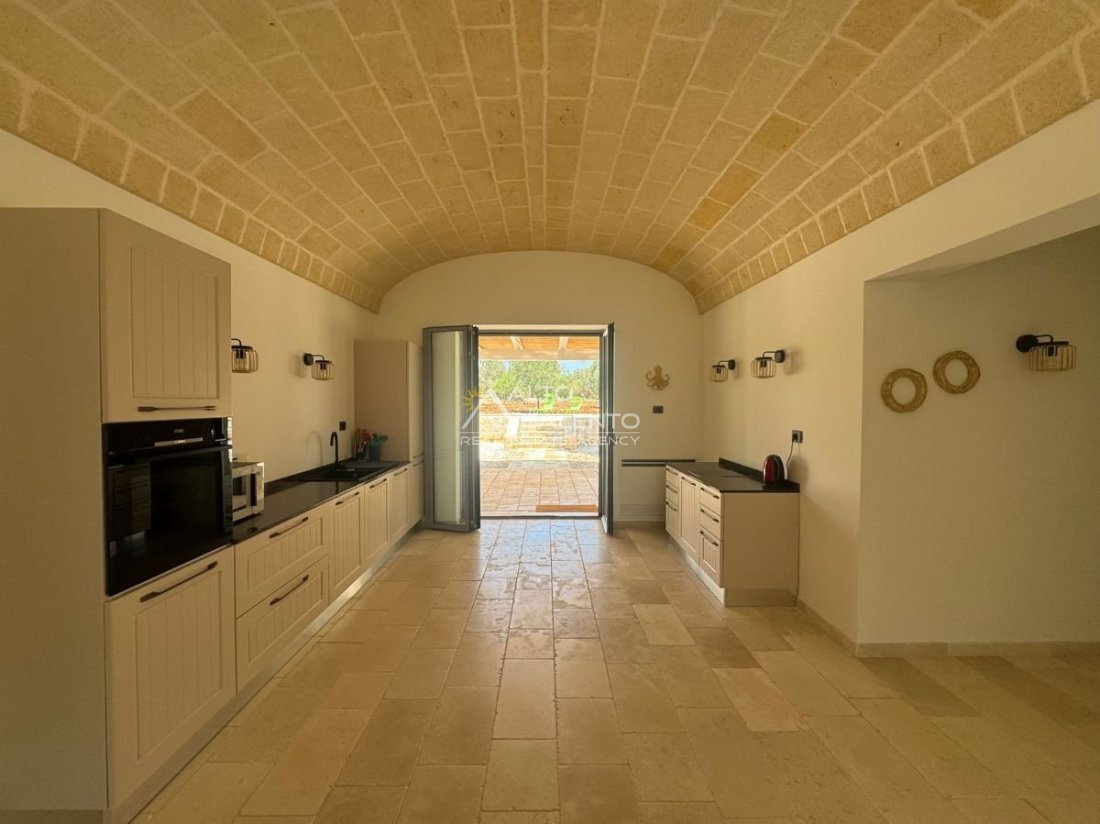 Casa di campagna a San Vito dei Normanni, Puglia, Italia 4 - 18741339