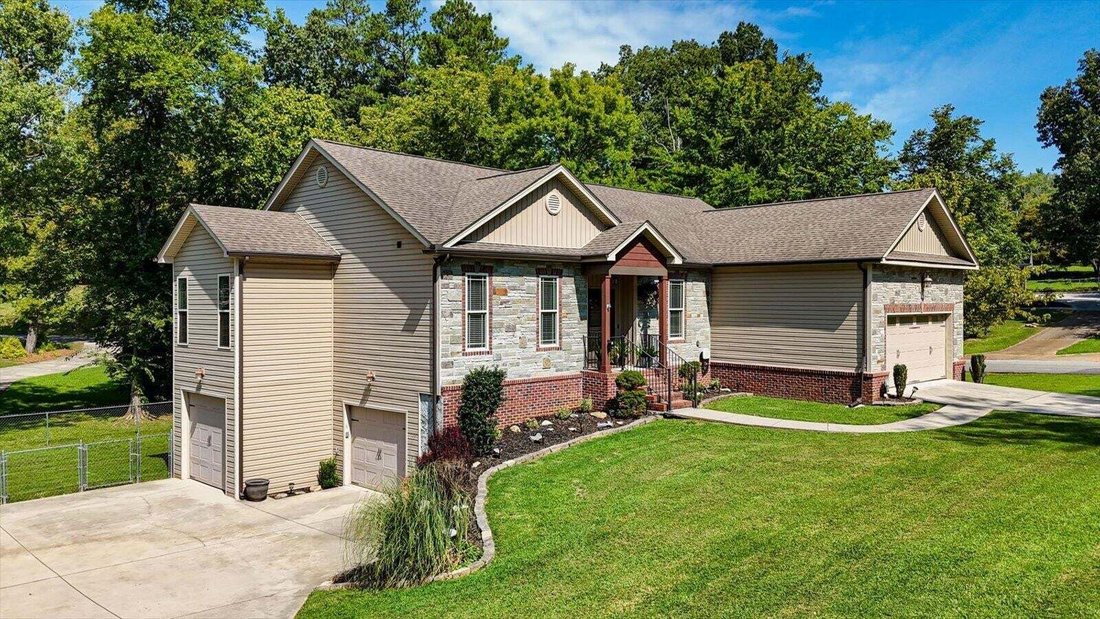 House in Chattanooga, Tennessee, United States 1 - 18740904