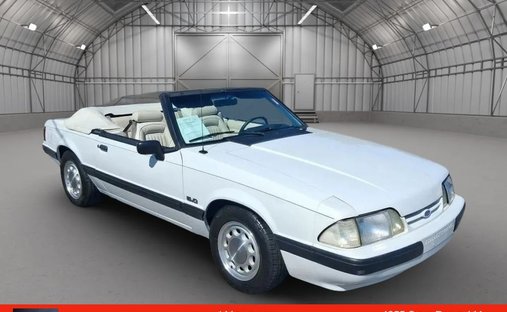 1990 Ford Mustang LX 2D Convertible in Pontoon beach, IL, United States 1