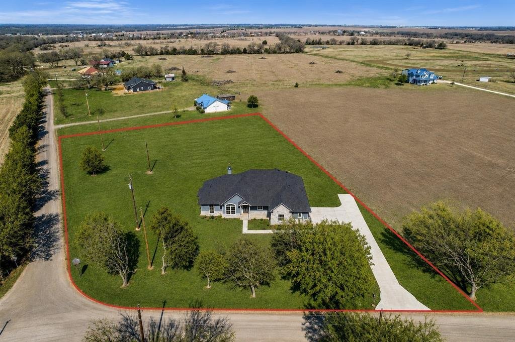 House in Grandview, Texas, United States 1 - 17318821