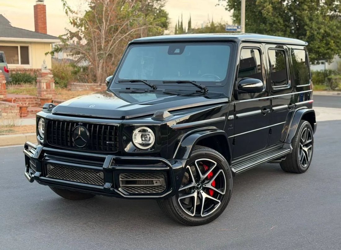 Suv in North Hills, CA, United States 2 - 18745807