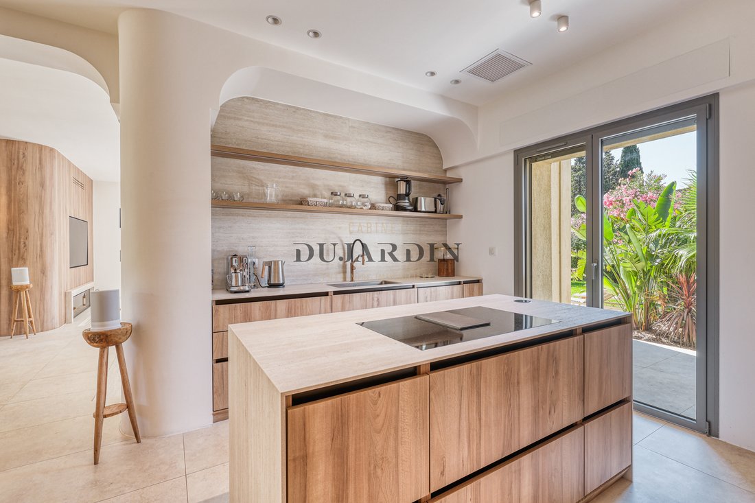 Villa in Zone Ouest Urbaine, Saint-Tropez, France 5 - 18744616