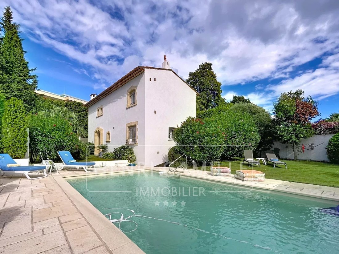 Villa à Vallergues, Cannes, France 1 - 18741984