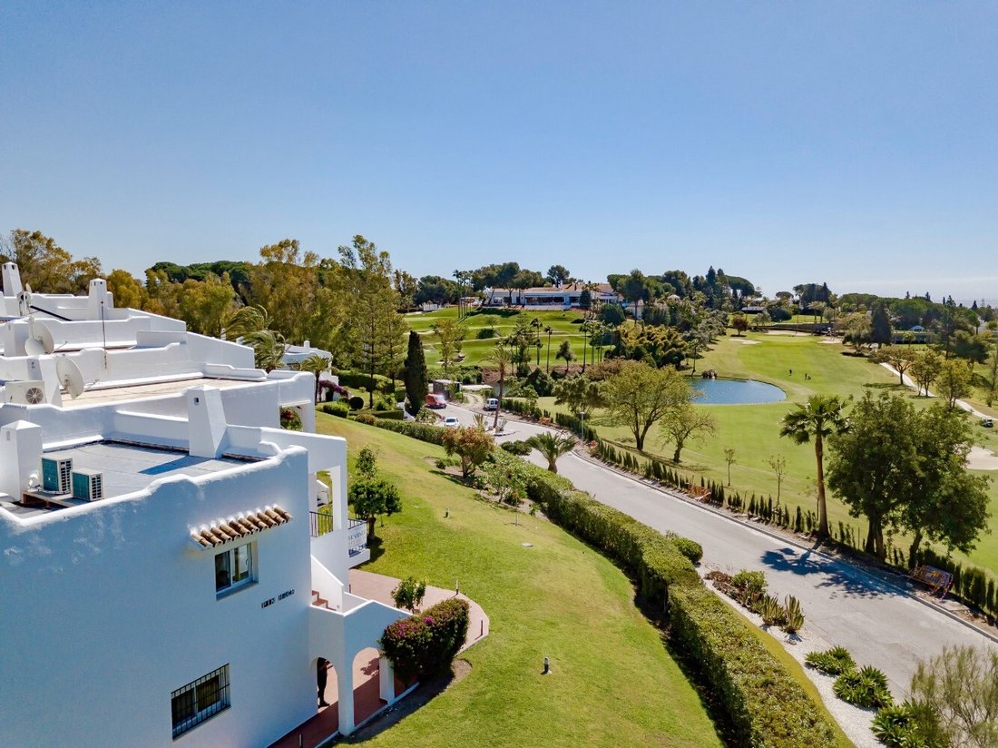 Townhouse en Nueva Andalucía, Marbella, España 1 - 18741425