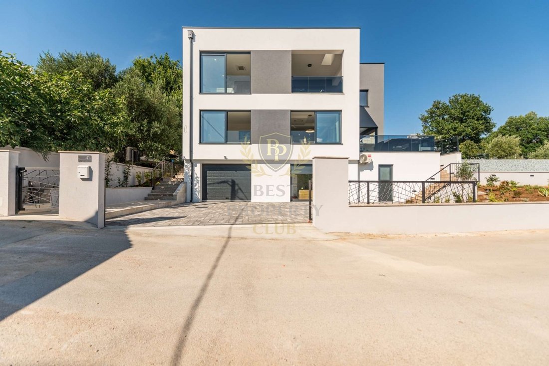 Villa en Opcina Posedarje, Zadar, Croacia 2 - 18745088