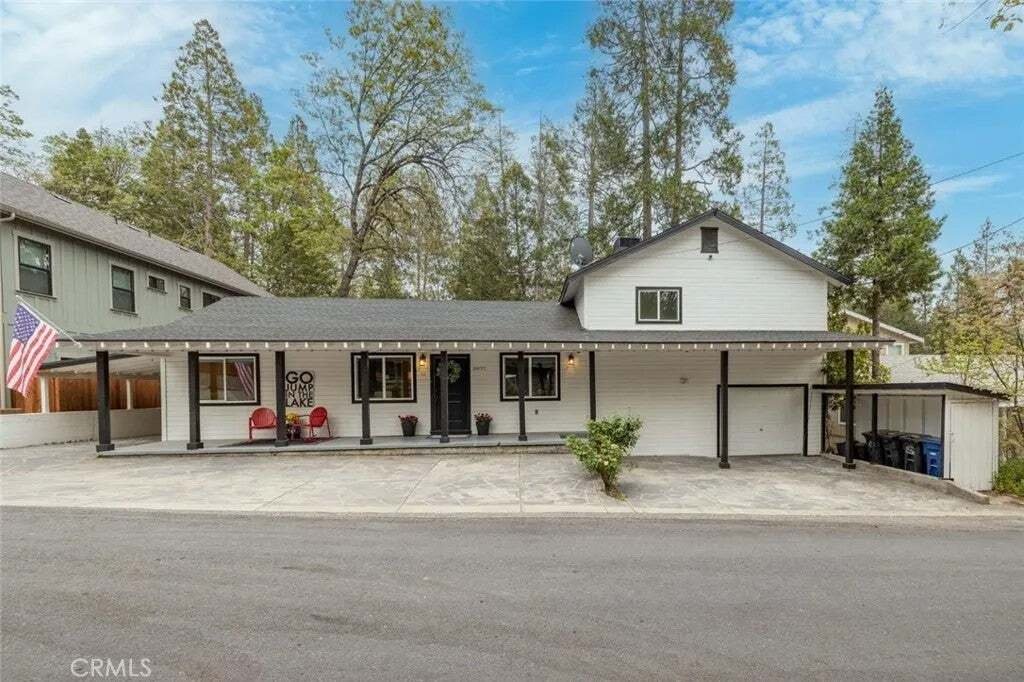 Casa a Bass Lake, California, Stati Uniti 1 - 18744178