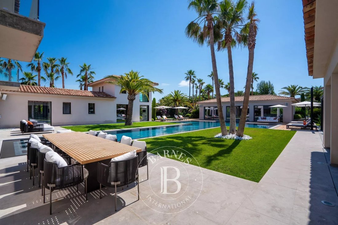 Villa en Zone Est Diffuse, San Tropez, Francia 3 - 18745225