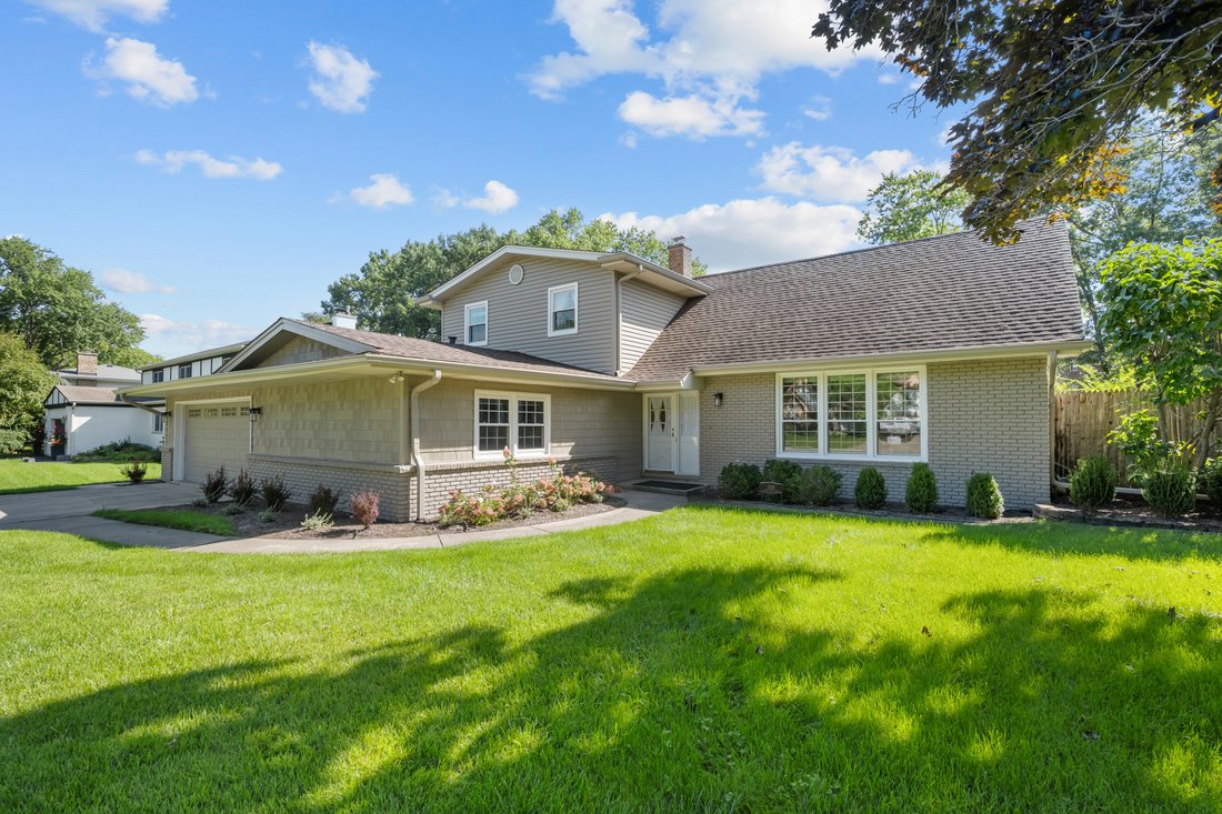 House in Lake Bluff, Illinois, United States 2 - 18742303