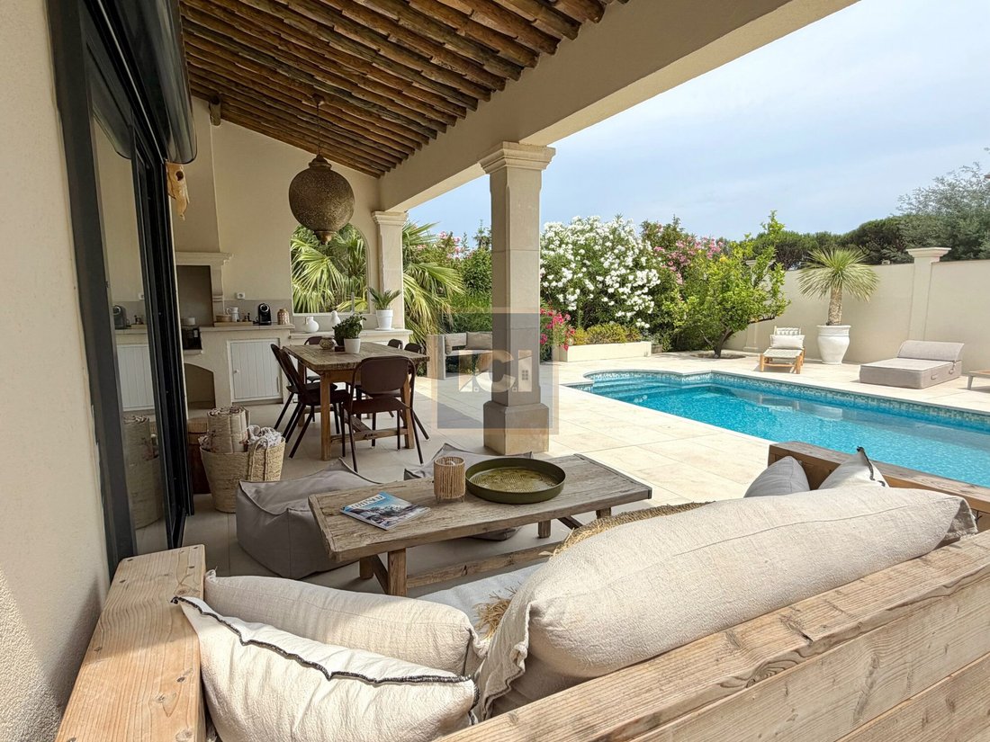 Villa in Ville-Les Saquedes-Le Bouillonnet, Sainte-Maxime, Frankreich 1 - 18746158
