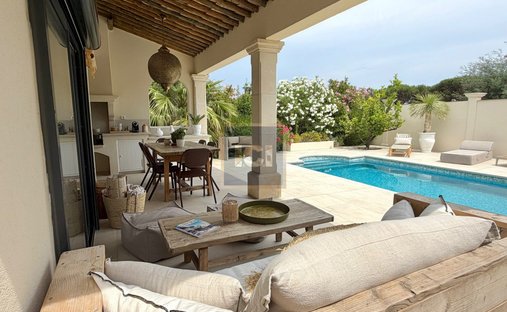 Villa en Ville-Les Saquedes-Le Bouillonnet, Sainte-Maxime, Francia 1