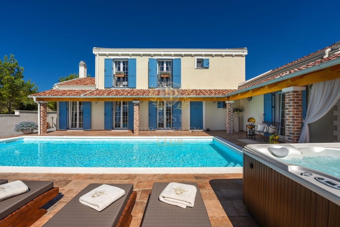 Villa en Municipality of Novigrad, Zadar, Croacia 3 - 18744917