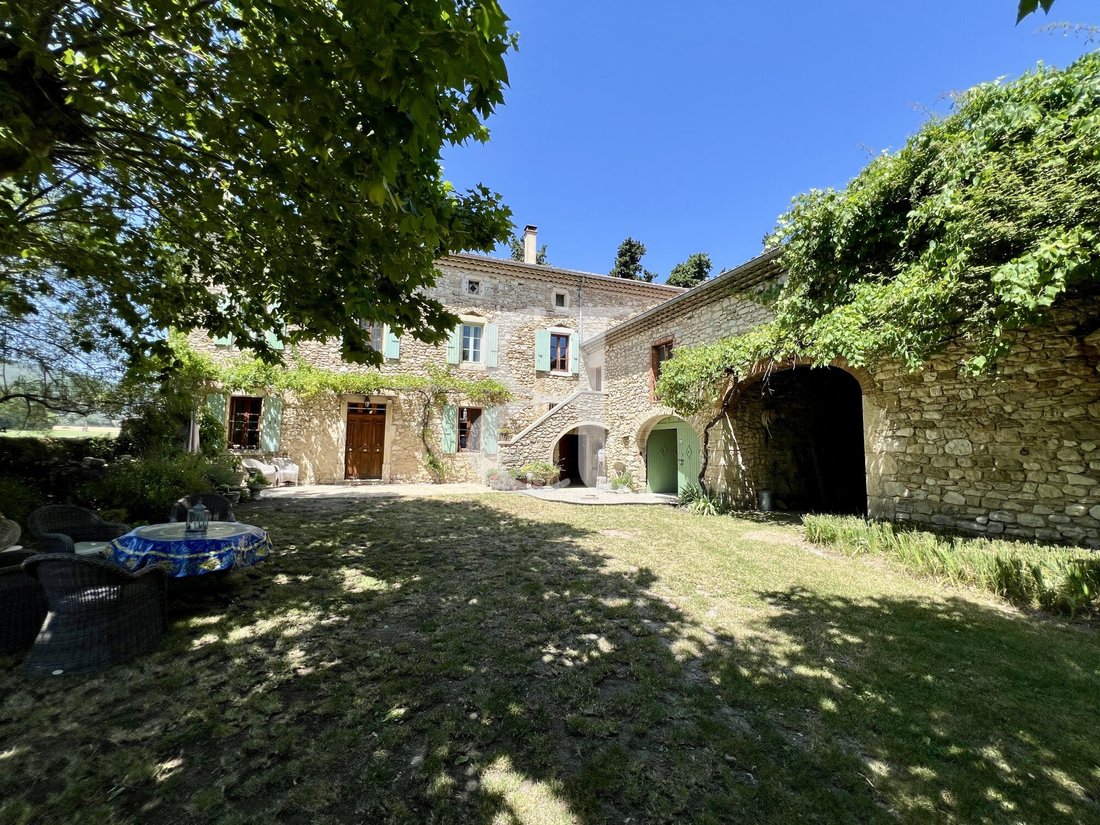 Casa de Campo en Marsanne, Auvernia-Ródano-Alpes, Francia 1 - 18746134