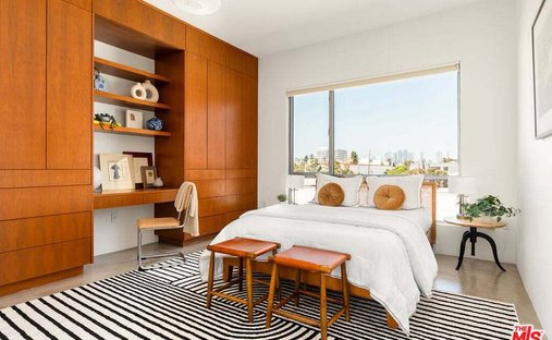 Condo in Los Angeles, California, United States 1
