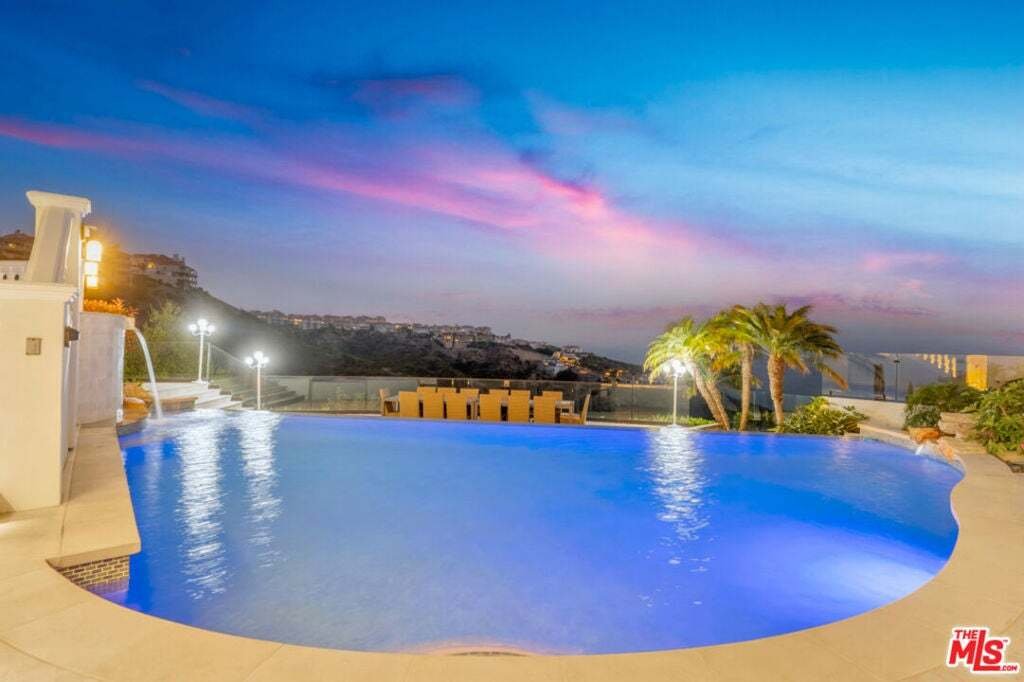 Casa a Laguna Niguel, California, Stati Uniti 4 - 18742968